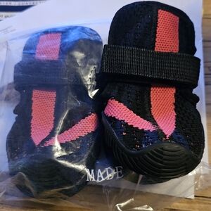 Dog Shoes Black and Red New Size 4
